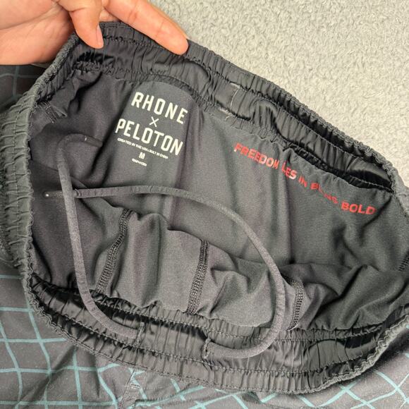 Rhone Peloton Mako Shorts Mens M Black Geometric Lined 9" Drawstring Stretch - Picture 4 of 9